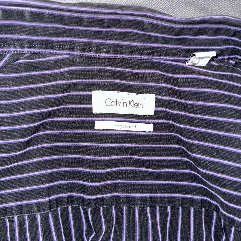 Calvin Klein Men's Black‎ Striped Shirt 17.5- 34/35 - Picture 3 of 5